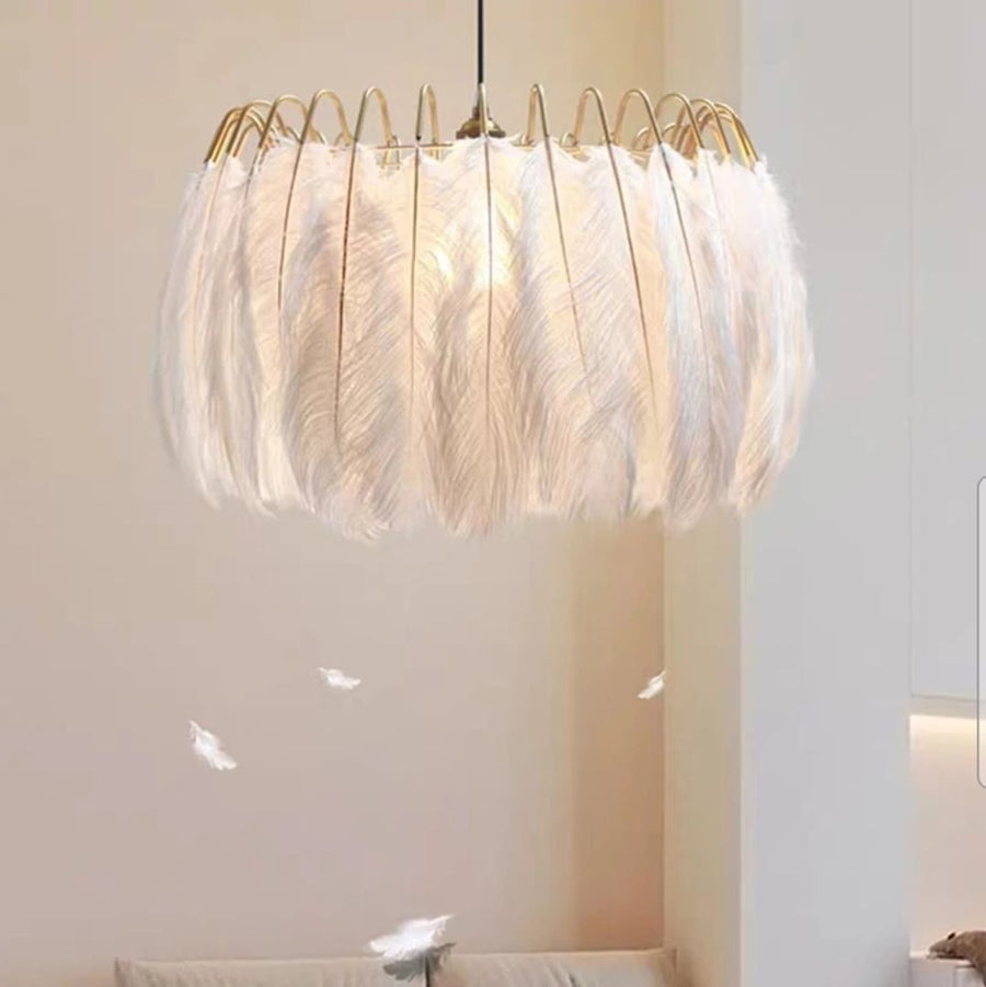 Lampa sufitowa z piórami  boho APP662 Złota