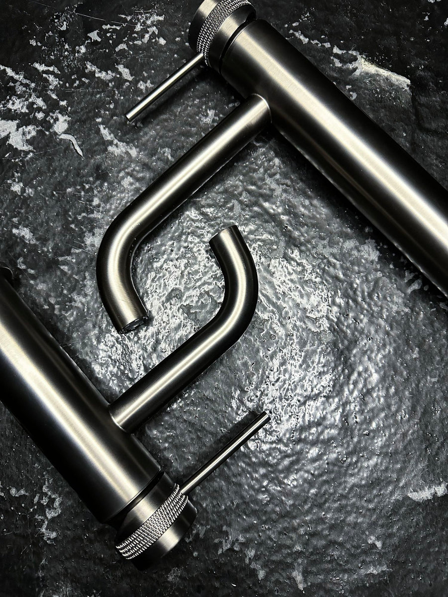 Bateria Umywalkowa REA Lungo Grip Tytan Niska  6