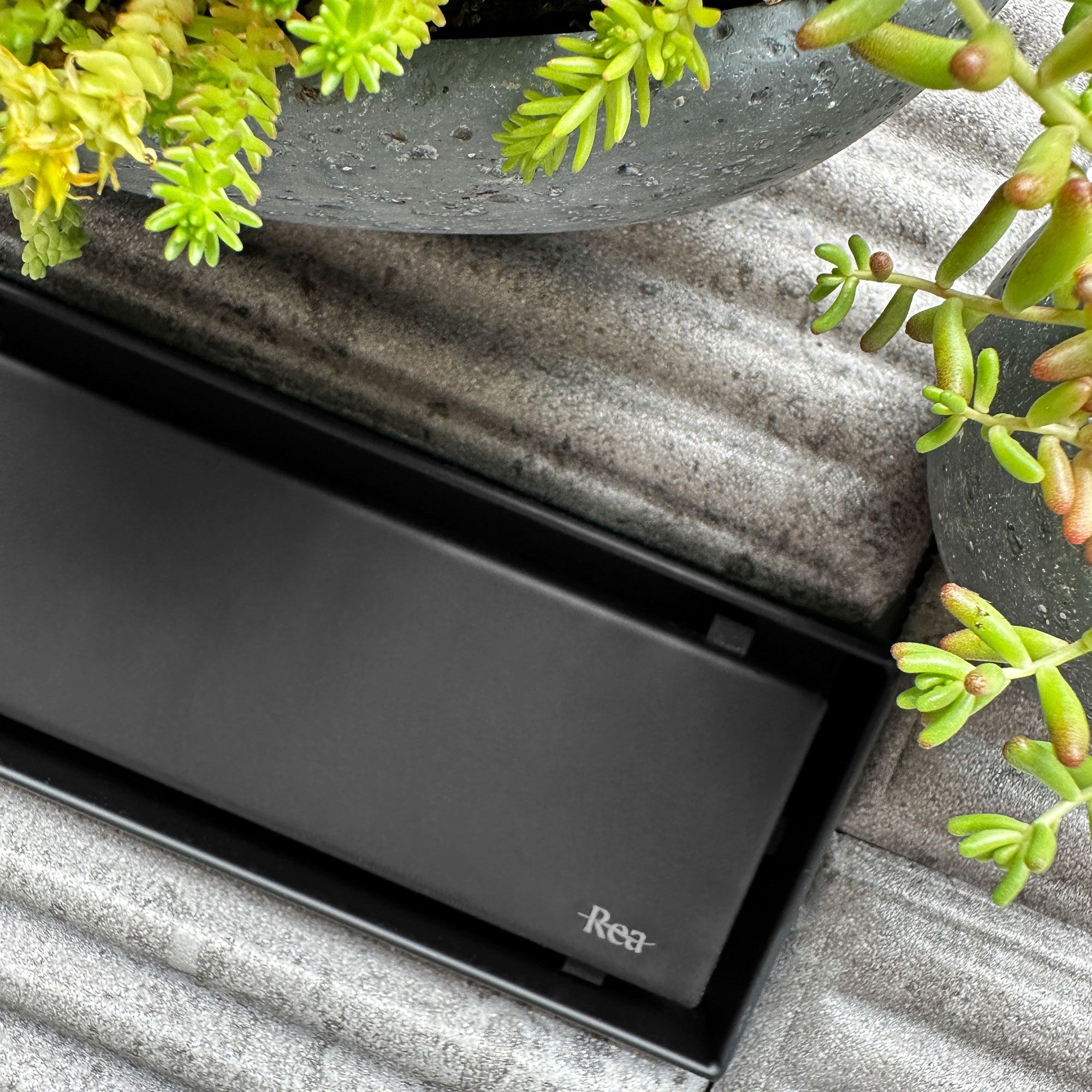 Odpływ Liniowy REA Neox pro Czarny 50  10