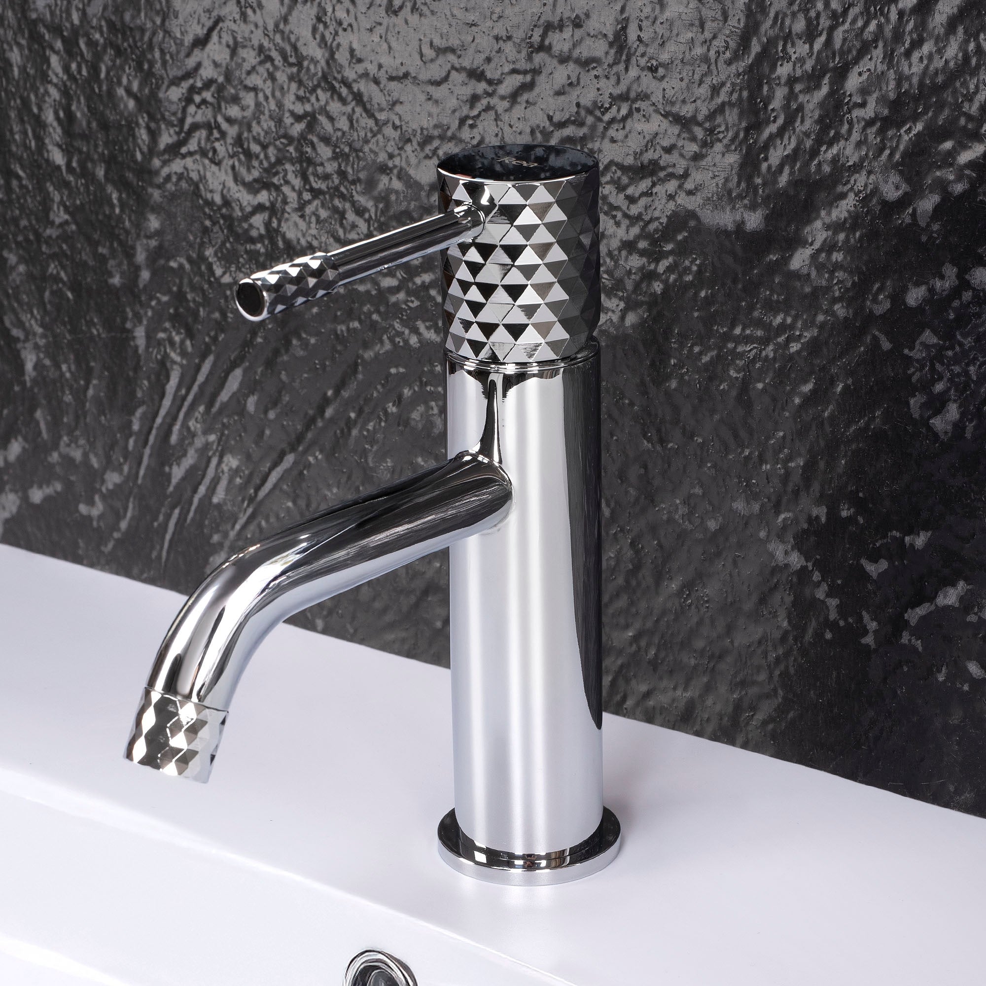 Bateria umywalkowa Rea Lungo Diamond Chrom Niska  4