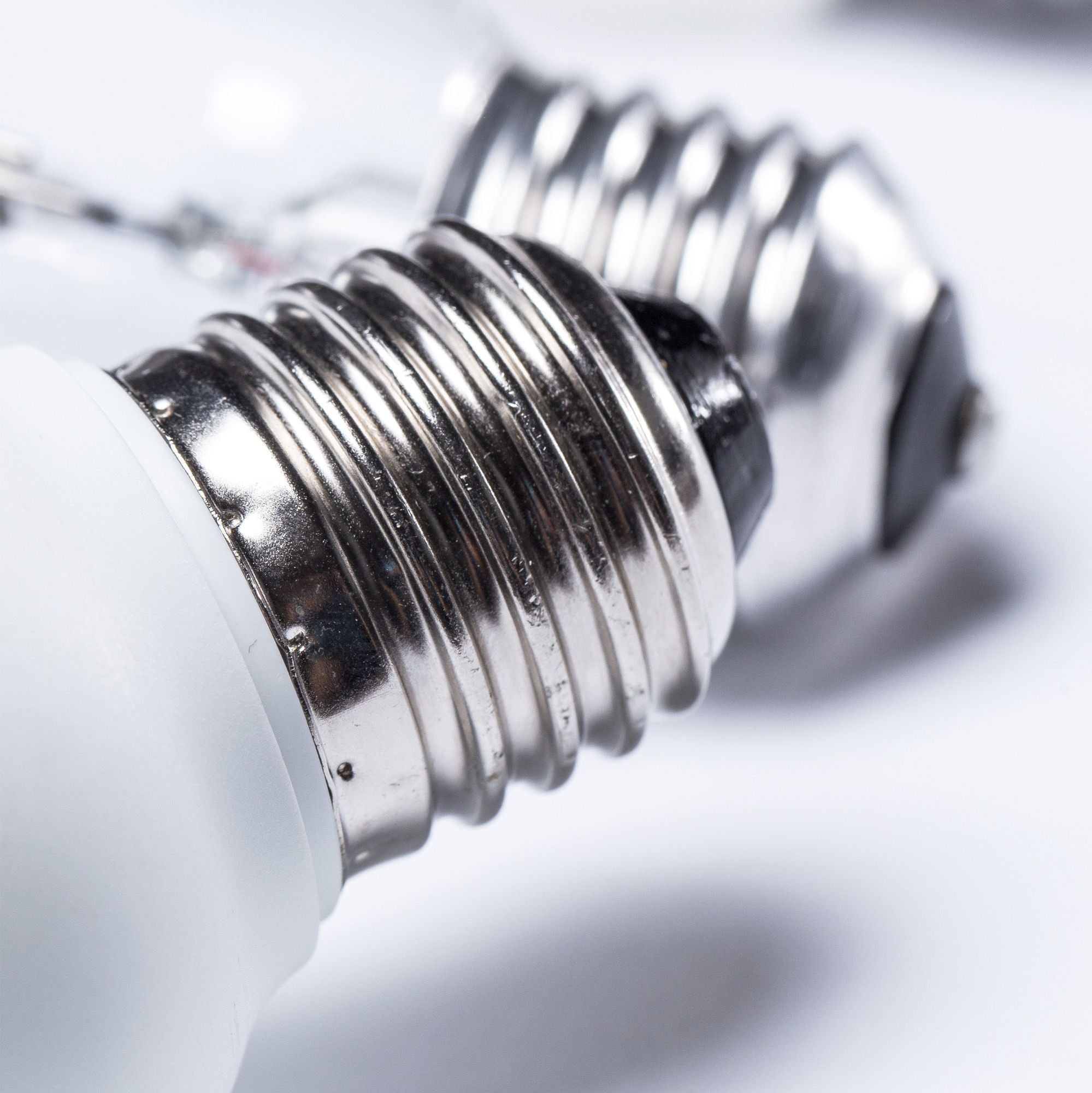 Żarówka LED Ciepła E-27 9W RSL023