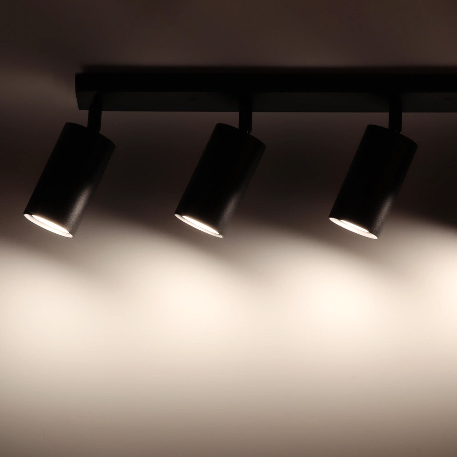 Lampa Sufitowa Reflektor APP1242-6C Czarna  6